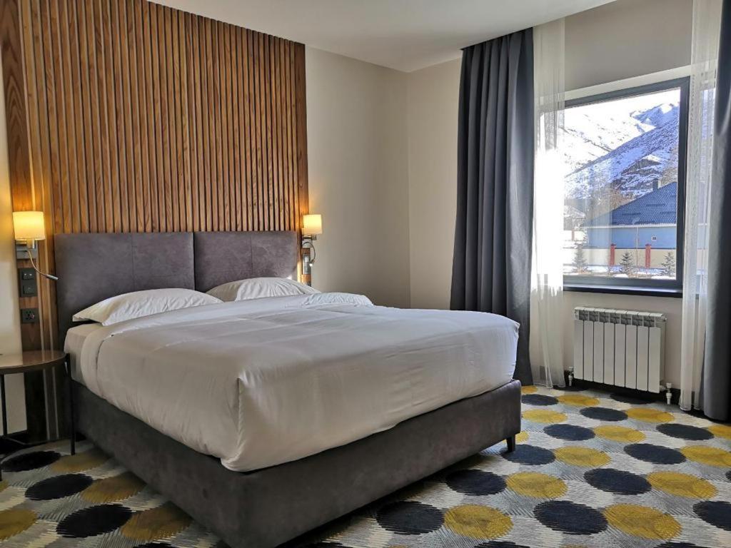 Grand Khan Tengri 4* Naryn 외부 사진