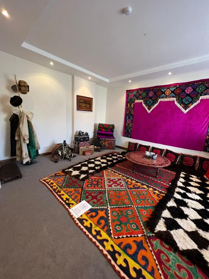 Grand Khan Tengri 4* Naryn 외부 사진