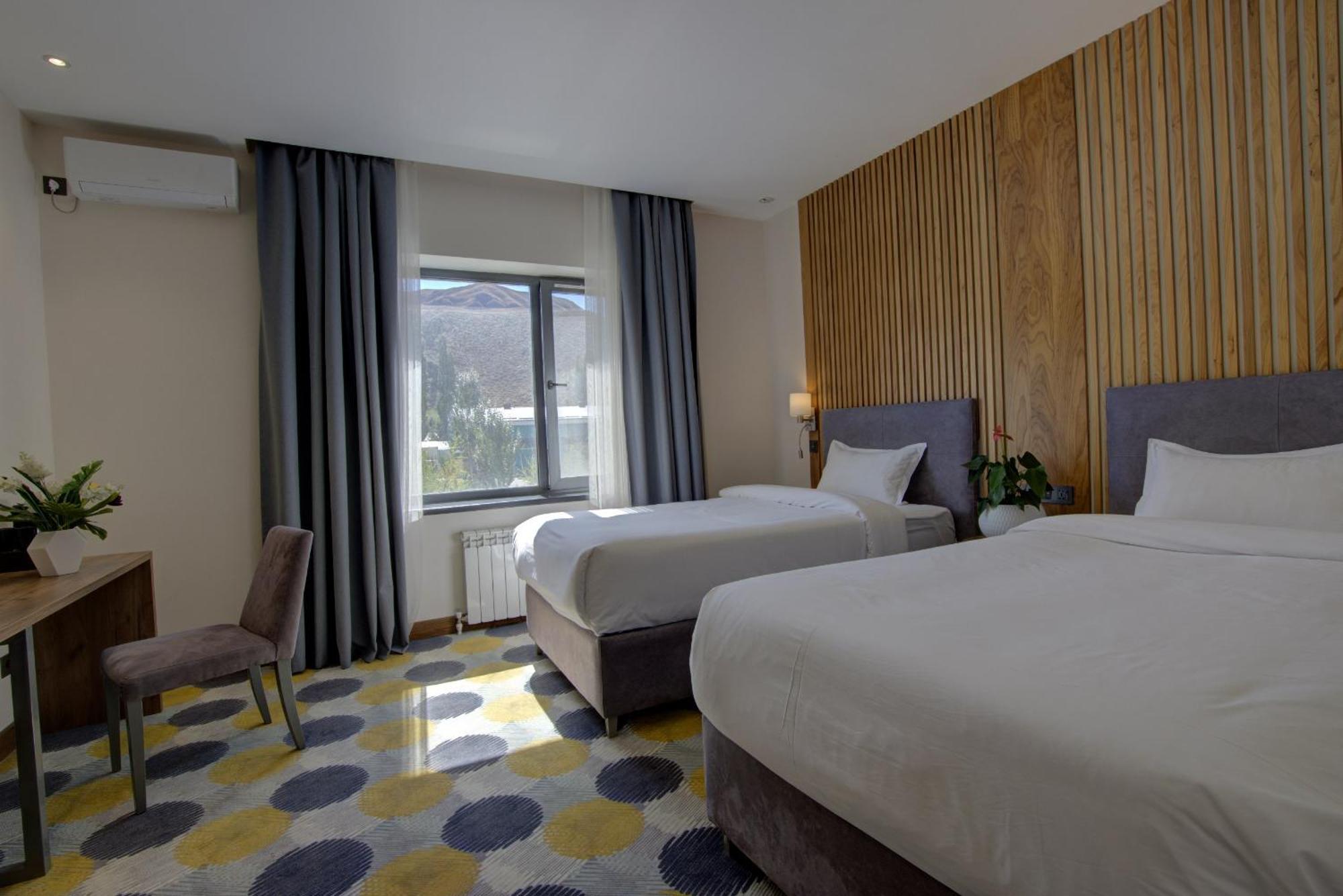 Grand Khan Tengri 4* Naryn 외부 사진