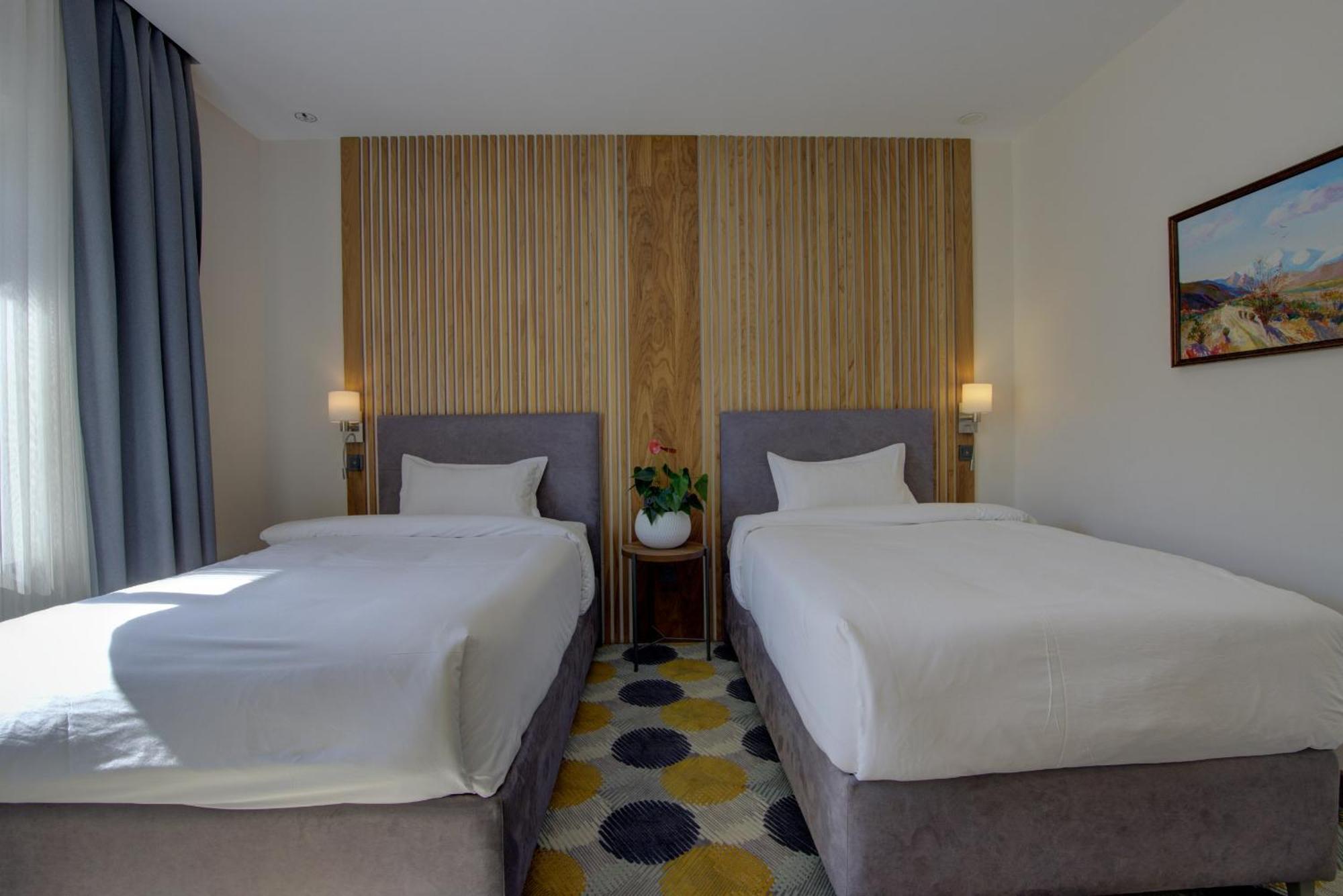 Grand Khan Tengri 4* Naryn 외부 사진